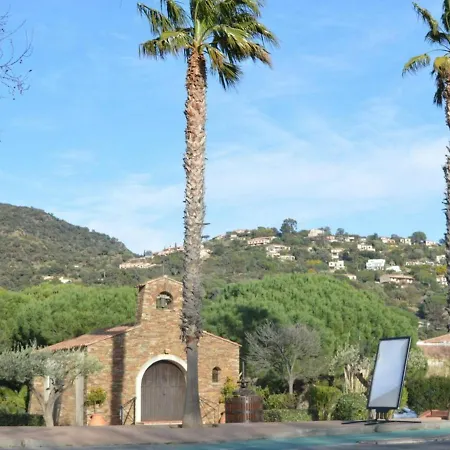 T2 Avec Terrasse Sud, Climatise, A Proximite - - Fr-1-251-295 Apartman Le Lavandou