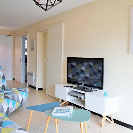 T2 Avec Terrasse Sud, Climatise, A Proximite - - Fr-1-251-295 Daire